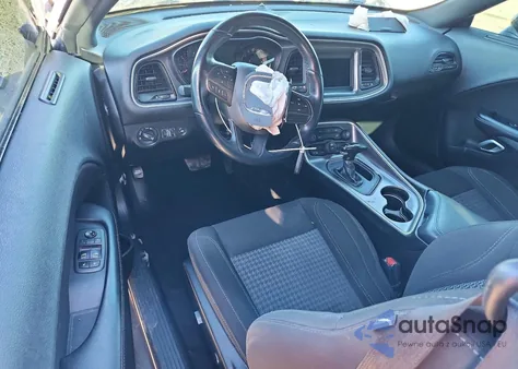 2020 Dodge Challenger Sxt z USA, uszkodzony, nr VIN 2C3CDZAG0LH253857